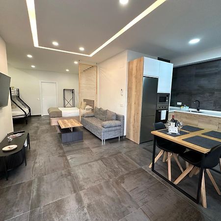 Ferienwohnung La Carihuela A 1 Min De La Playa Torremolinos Exterior foto